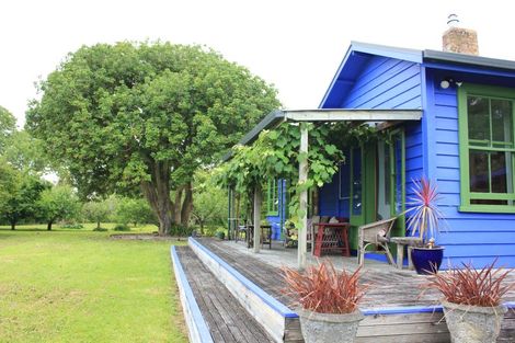 Photo of property in 126 Oneriri Road, Kaiwaka, 0573