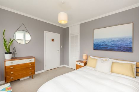 Photo of property in 131 Renown Road, Raumati South, Paraparaumu, 5032