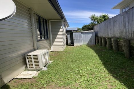 Photo of property in 21 Mona Vale, West Harbour, Auckland, 0618