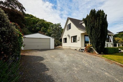 Photo of property in 40 Kotare Place, South Bay, Kaikoura, 7300