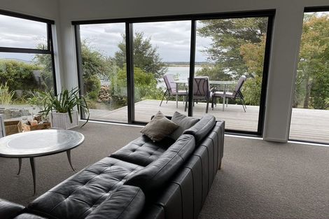 Photo of property in 5 Te Awakura Terrace, Mount Pleasant, Christchurch, 8081