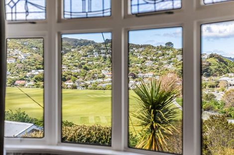 Photo of property in 25 Makara Road, Karori, Wellington, 6012