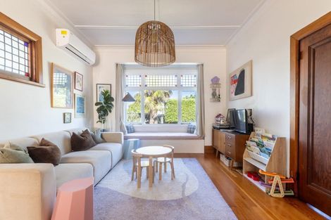 Photo of property in 113 Nelson Crescent, Napier South, Napier, 4110