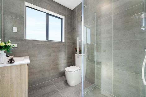 Photo of property in 6 Woven Place, Karaka, Papakura, 2113