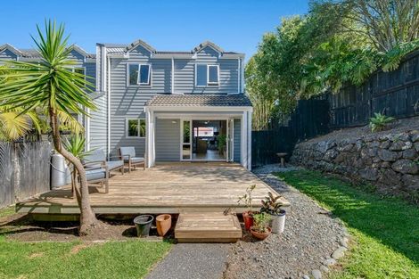 Photo of property in 1/7 Belle Verde Drive, Sunnynook, Auckland, 0630