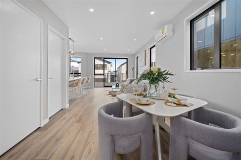 Photo of property in 14 Pohewa Road, Silverdale, 0932