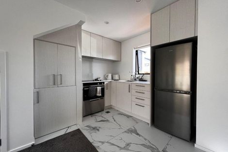 Photo of property in 8/6 St Leonards Road, Kelston, Auckland, 0602