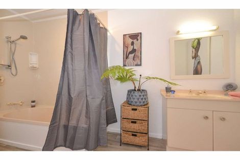 Photo of property in 5 Rangitane Loop Road, Kerikeri, 0294