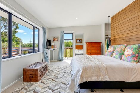 Photo of property in 13 Matuku Lane, Heathcote Valley, Christchurch, 8022