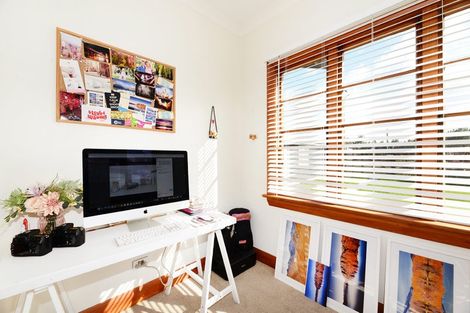 Photo of property in 17 Thackeray Street, Saint Andrews, 7988