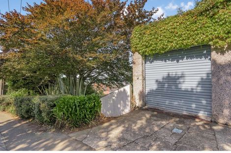 Photo of property in 35 Central Terrace, Kelburn, Wellington, 6012