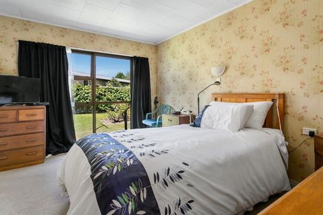 Photo of property in 18 Invergarry Road, Hilltop, Taupo, 3330