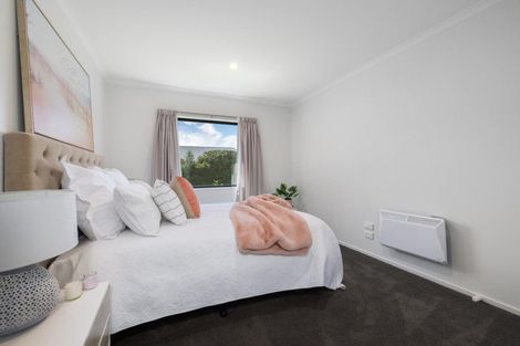 Photo of property in 19 Haddow's Place, Lake Hayes, Queenstown, 9304