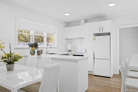 Photo of property in 243 Bower Avenue, North New Brighton, Christchurch, 8083