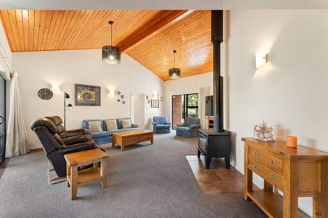 Photo of property in 103 Awa Road, Kumeu, 0891