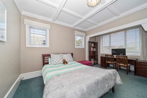 Photo of property in 231 Saint Aubyn Street, New Plymouth, 4310