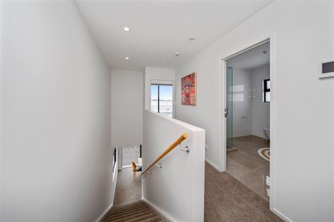 Photo of property in 2/86 Hurlstone Drive, Waiwhakaiho, New Plymouth, 4312