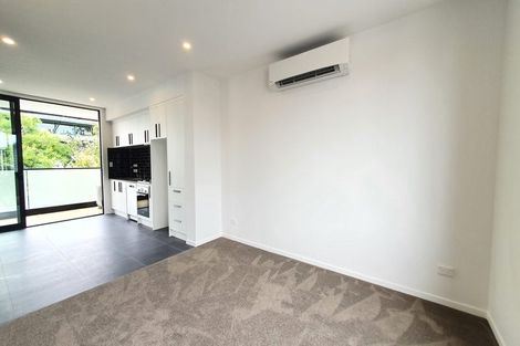 Photo of property in 1/2a Walsall Street, Avondale, Auckland, 1026