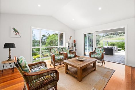 Photo of property in 1300 Waimarama Road, Waimarama, Havelock North, 4294