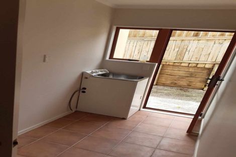 Photo of property in 7 Figtree Terrace, Goodwood Heights, Auckland, 2105