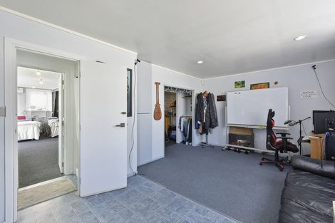 Photo of property in 13 Omana Road, Papatoetoe, Auckland, 2025