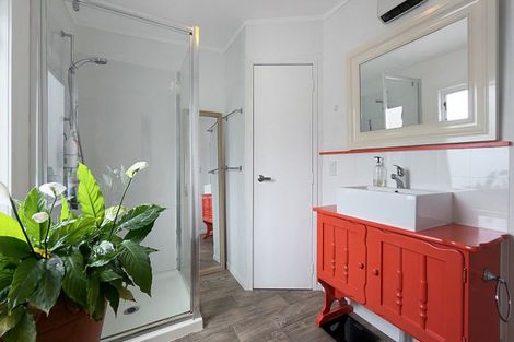 Photo of property in 11 Tatahi Street, Te Puru, Thames, 3575