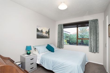Photo of property in 6 Briarmont Street, Avondale, Christchurch, 8061