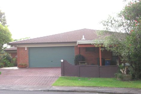 Photo of property in 13 Wairata Place, Te Atatu South, Auckland, 0610