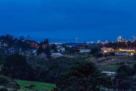 Photo of property in 83 Sunnyvale Road, Massey, Auckland, 0614