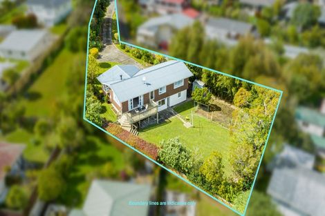 Photo of property in 9 Boler Place, New Lynn, Auckland, 0600