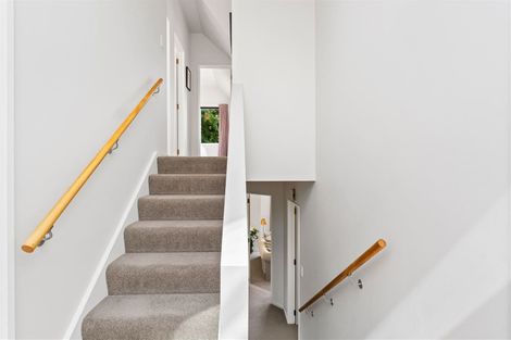 Photo of property in 8 Rhodesvale Terrace, Cashmere, Christchurch, 8022