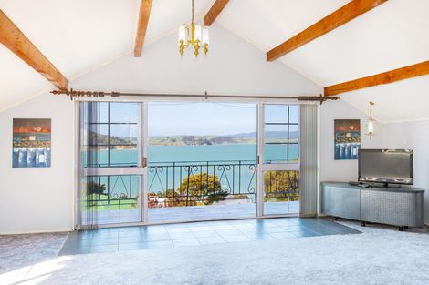 Photo of property in 23 Bay View Road, Raglan, 3225