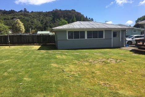 Photo of property in 8 Park Road, Western Heights, Rotorua, 3015