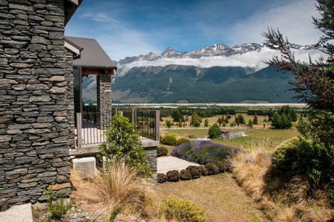 Photo of property in 41 Precipice Lane, Glenorchy, 9372