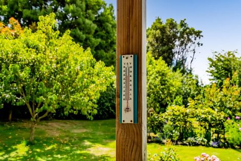 Photo of property in 2952 Eltham Road, Opunake, 4682