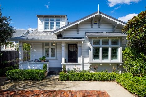 Photo of property in 205 Collingwood Street, Nelson, 7010