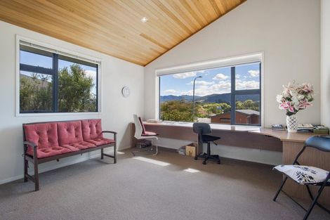 Photo of property in 28 Noble Johnston Drive, Katikati, 3129