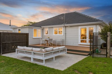 Photo of property in 36 Oakland Street, Northcote, Christchurch, 8052