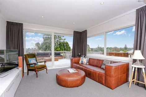 Photo of property in 43 Coniston Avenue, Te Atatu South, Auckland, 0610