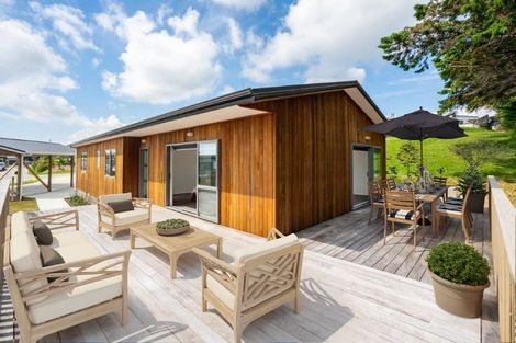 Photo of property in 8 Kuaka Crescent, Mangawhai, 0505