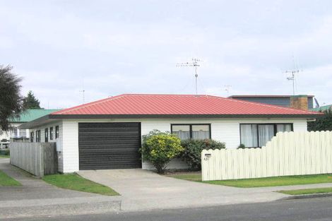 Photo of property in 42a Links Avenue, Mount Maunganui, 3116