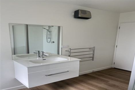 Photo of property in 5 Harry Manship Crescent, Halswell, Christchurch, 8025