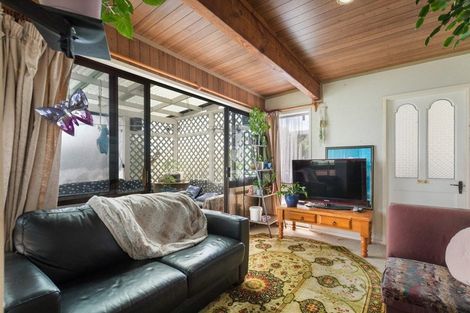 Photo of property in 10 Adams Road, Thornton Bay, Thames, 3575