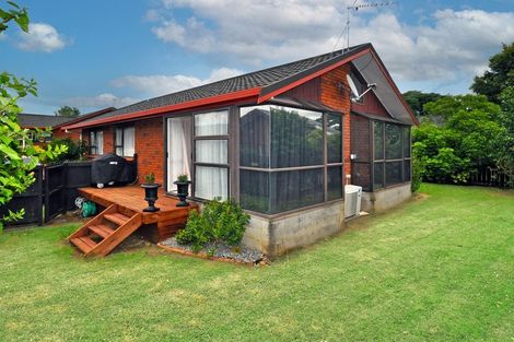 Photo of property in 2/288 Queen Street, Pukekohe, 2120