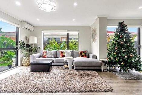 Photo of property in 18a Buckingham Crescent, Manukau, Auckland, 2025