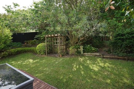 Photo of property in 86 Porritt Avenue, Chatswood, Auckland, 0626