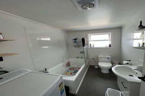 Photo of property in 4/10 Rawson Street, Tawa, Wellington, 5028