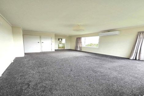 Photo of property in 10/14 Seaview Terrace, Mount Albert, Auckland, 1025
