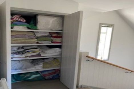 Photo of property in 16 Cavalry Close, Crofton Downs, Wellington, 6035