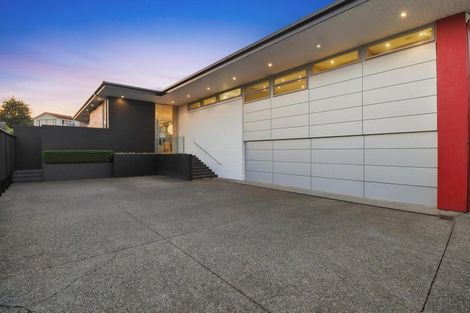 Photo of property in 12 Highlight Parade, Te Atatu South, Auckland, 0610